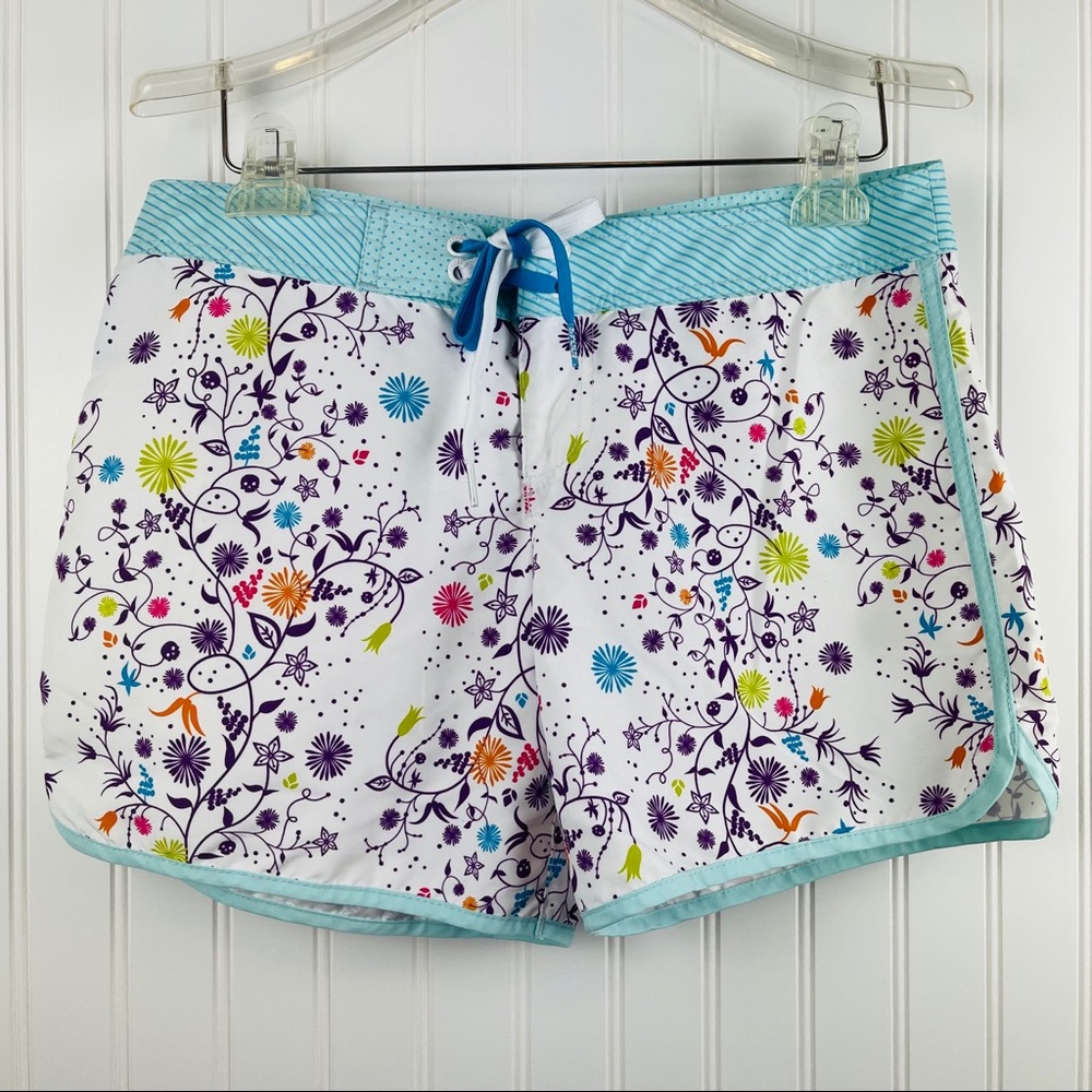 Reef Floral Board Shorts White Purple Size 7 / 28